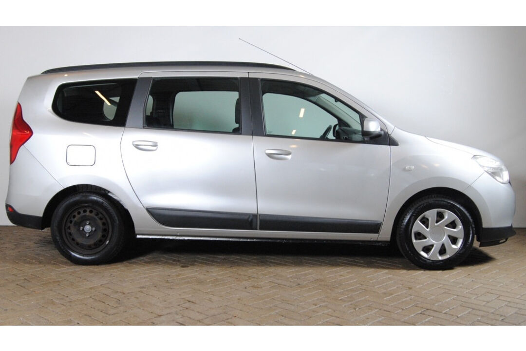 Dacia Lodgy 1.2 TCe Lauréate 5p.|| Cruise Control || Navigatie ...