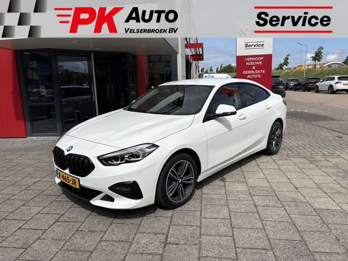BMW 2 Serie Gran Coupé 218i Executive Edition | Navi | M-Pakket | Camera | 105.946 km | Vakgarage