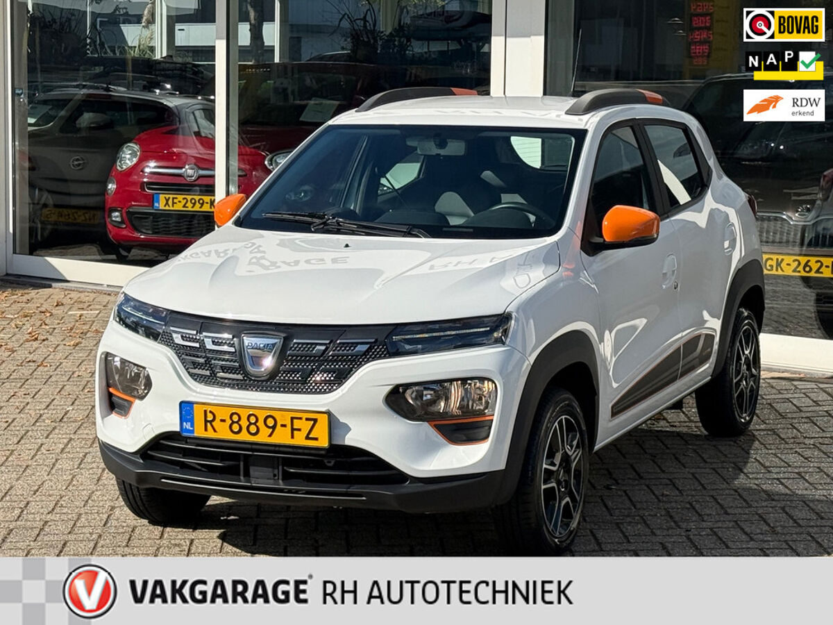 Dacia Spring Comfort Plus | 27 kWh |Apple Carplay | Achteruitrijcamera | Vakgarage