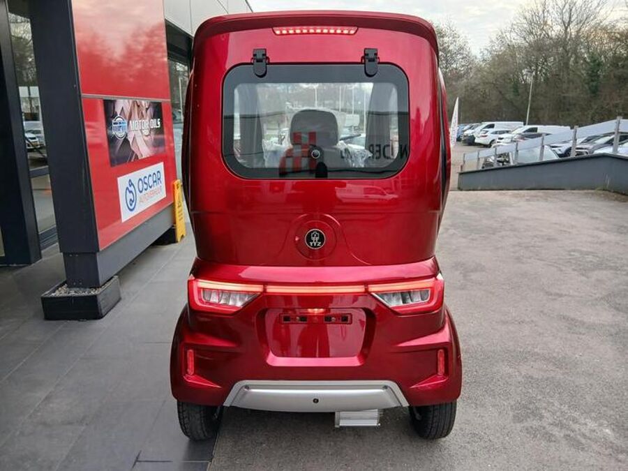 0d6b3894-4524-474c-a020-ee1bafd9385d