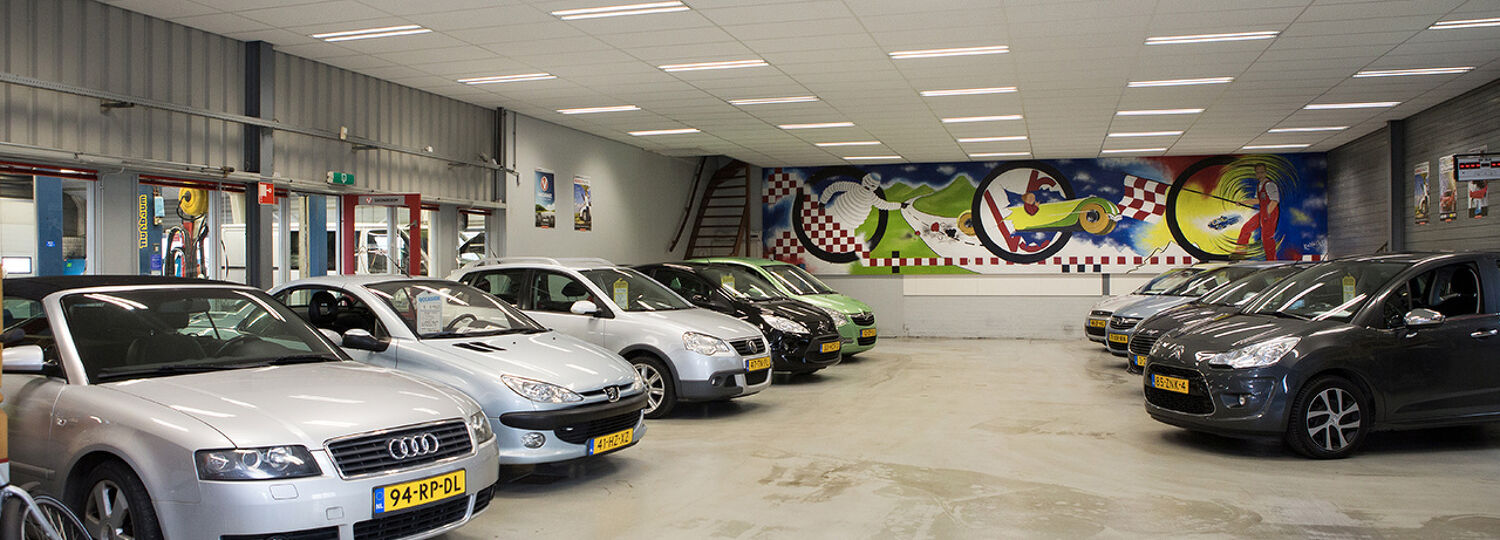 vakgaragevlaarensmal_showroom