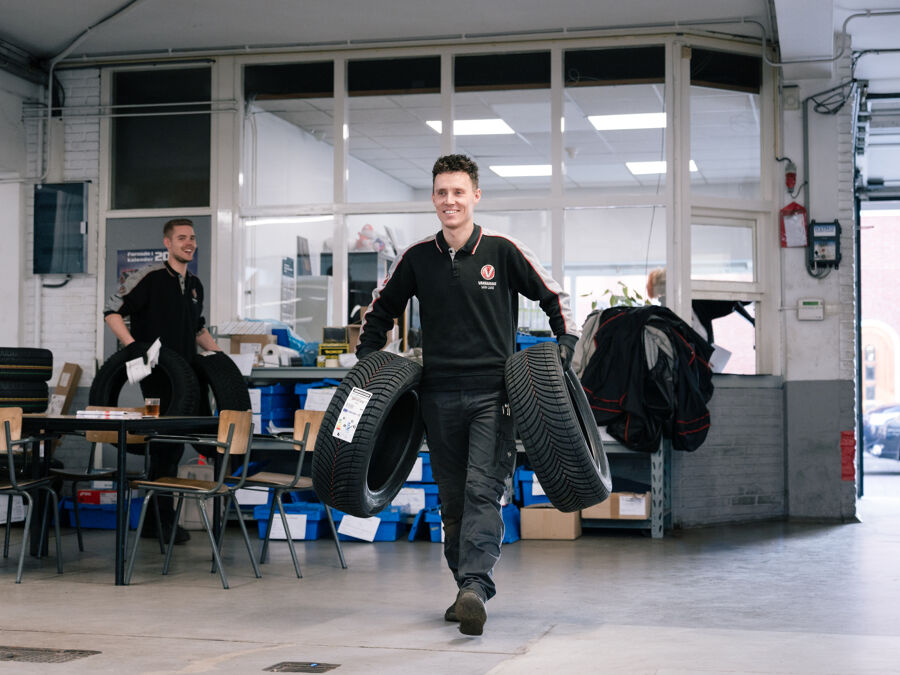 VakgarageVanLaar-NinaVanVliet-17